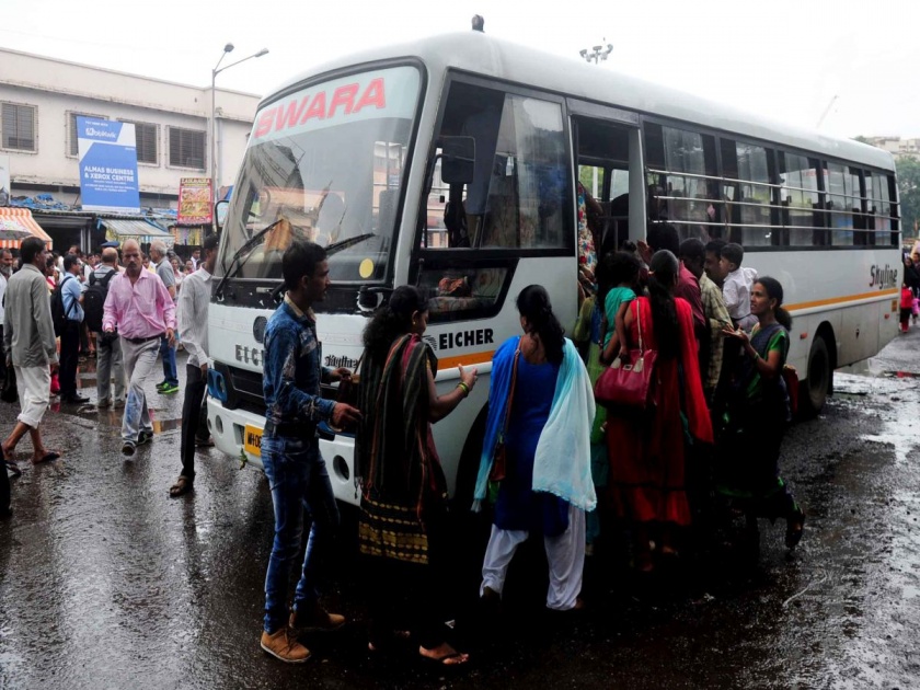 Goa-Mumbai bus ticket halts at the time of private transportation of private bus passengers | खासगी बस वाहतुकीला (ट्रॅव्हल्स) वेळेचे बंधन घातल्याने गोवा-मुंबई बस तिकीट निम्म्यावर