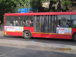 Order to remove ads on ST buses | एसटी बसेसवरील जाहिराती काढून टाकण्याचे आदेश