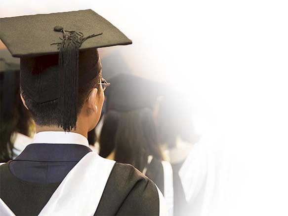 No more black robes, Mumbai University! | मुंबई विद्यापीठाच्या पदवीदान सोहळा ‘ट्रॅडिशनल’ होणार!