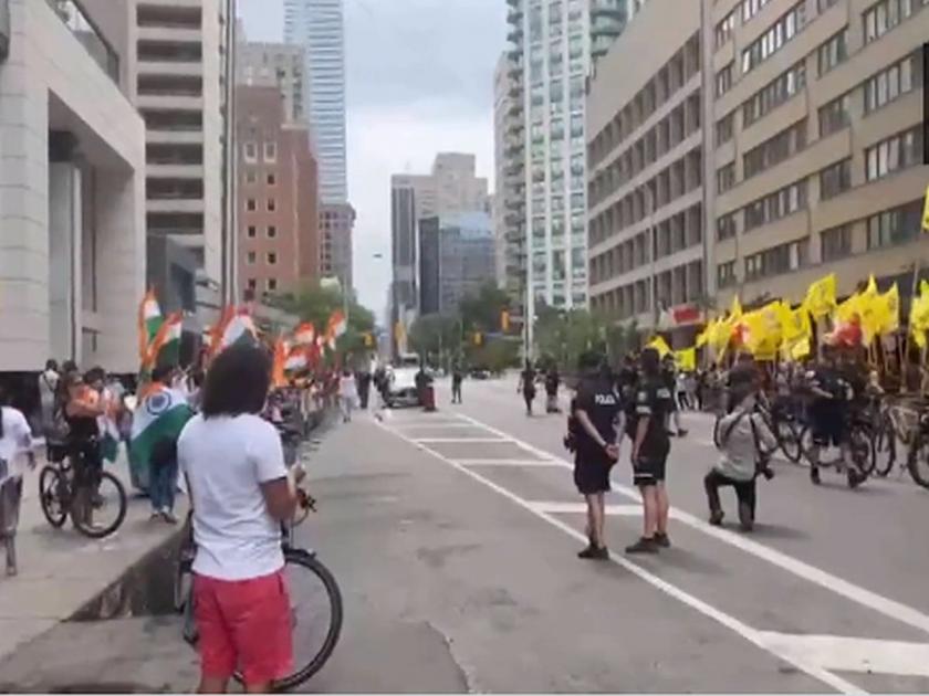 In Canada, Khalistani and Indians faced each other, raised the tricolor and gave a fitting reply. | कॅनडामध्ये खलिस्तानी आणि हिंदुस्तानी आमने-सामने, तिरंगा फडकवून दिलं चोख प्रत्युत्तर