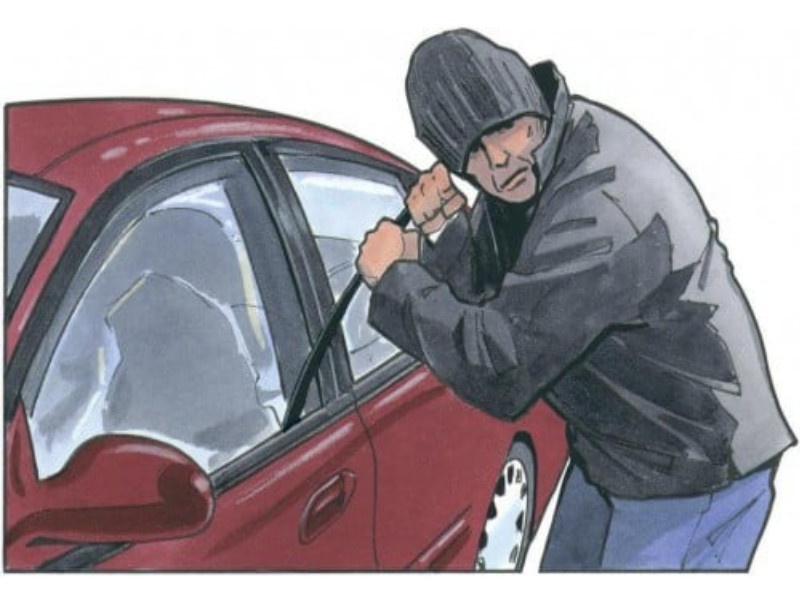 A car thief arrested at Pune | ‘गाडी चुराने का तरीका’ आला अंगाशी : मोटारी चोरणारा जेरबंद 