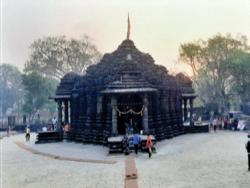 Due to the corona, the ancient Shiva temple will remain closed on Mahashivaratri | कोरोनामुळे प्राचीन शिवमंदिर महाशिवरात्रीला राहणार बंद