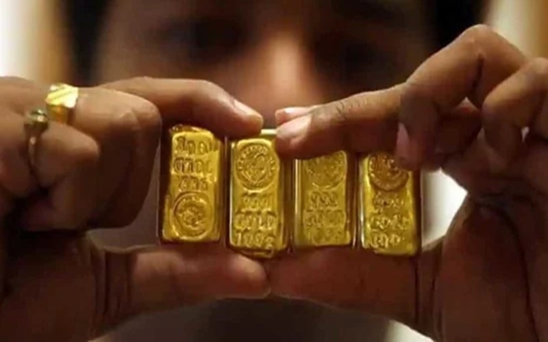 Fraud in the name of giving cheap gold | सोन्याचा गंडा... स्वस्तात सोने देण्याच्या नावाखाली फसवणूक