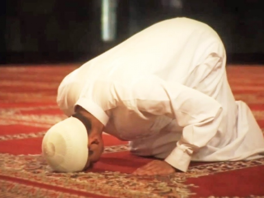 Young man beaten for arguing over prayer time of namaz | प्रार्थनेची वेळ वाढविण्यावरून झालेल्या वादातून तरुणाला मारहाण