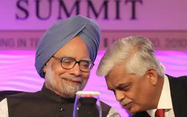 Dr. Manmohan Singh's former adviser orders online liquor, bribes 24,000 | डॉ. मनमोहनसिंगांच्या माजी सल्लागाराने मागवली ऑनलाईन दारू, आरोपीने घातला गंडा