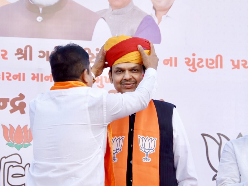 Gujarat Results 2022: What about the 7 candidates that Devendra Fadnavis held rally with? Who is leading in Gujarat bjp or congress | Gujarat Results 2022: देवेंद्र फडणवीसांनी सभा घेतल्या तिथे कोण जिंकतंय?; बघा, 'त्या' सात जागांचा निकाल