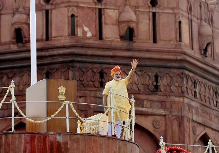 Independance Day: There is no grand decoration at the Red Fort this year; but as a special, chief guest with PM modi | लाल किल्ल्यावर यंदा सजावट नाही, पण 'हे' खास; प्रमुख पाहुणे म्हणून उपस्थिती