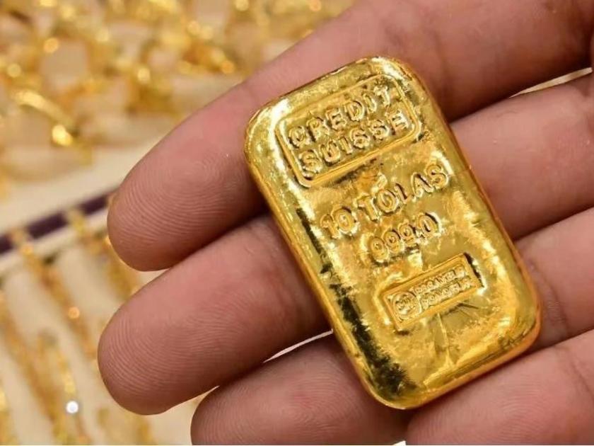 Two arrested for smuggling gold through railway; 9 kg gold seized in nagpur | रेल्वेतून गोल्ड तस्करी करणाऱ्या दोघांना अटक; 9 किलो सोनं जप्त