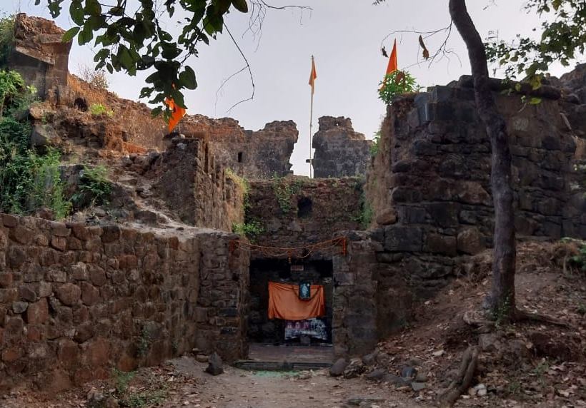 The beautification of the historic Belapur fort has come to a standstill | ऐतिहासिक बेलापूर किल्याचे सुशोभीकरण रखडले; संवर्धनाचे काम ठप्प