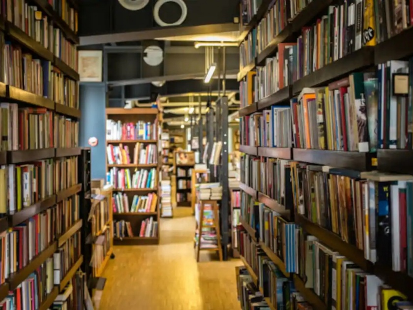 Open libraries to end mental dilemmas in front of corona | मानसिक कोंडी संपवण्यासाठी ग्रंथालये खुली करा