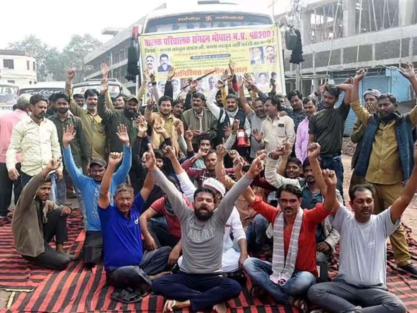 Truck drivers' strike finally called off; Central government's discussion is a big success | ट्रक चालकांचा संप अखेर मागे; केंद्र सरकारच्या चर्चेला मोठं यश