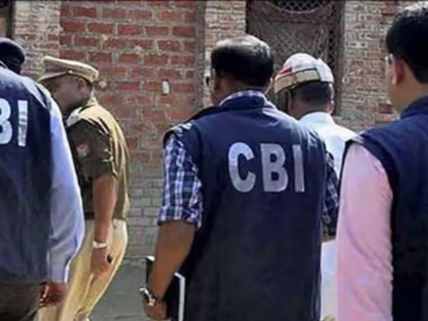 A journalist also arrested in NEET paper leak case, CBI slapped shackles | NEET पेपर लीक प्रकऱणी एका पत्रकारालाही अटक, सीबीआयने ठोकल्या बेड्या