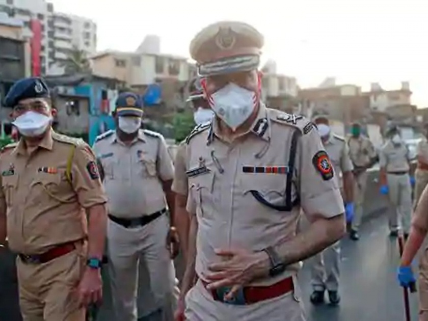 Corona kills 79 in Mumbai | मुंबईत सर्वाधिक ७९ पोलिसांचा कोरोनामुळे मृत्यू