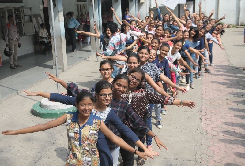 'Bonus' marks for students in Nagpur division! | नागपूर विभागात विद्यार्थ्यांवर बरसले ‘बोनस’ गुण !