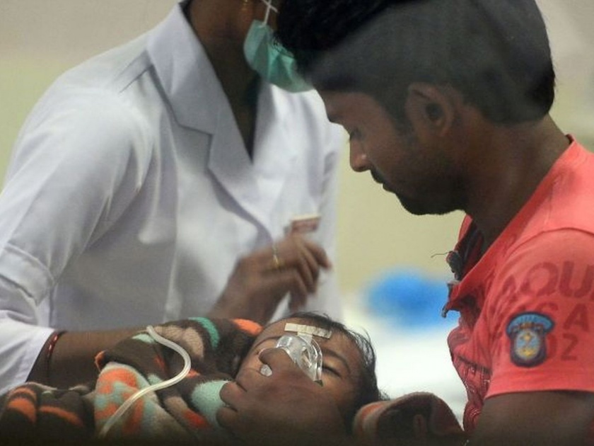 Hot Fork clicks on the stomach of a sick child in MelGhat | अघोरीपणाचा कळस! आजारी बालकाच्या पोटावर गरम विळ्याचे चटके; मेळघाटातील कृत्य