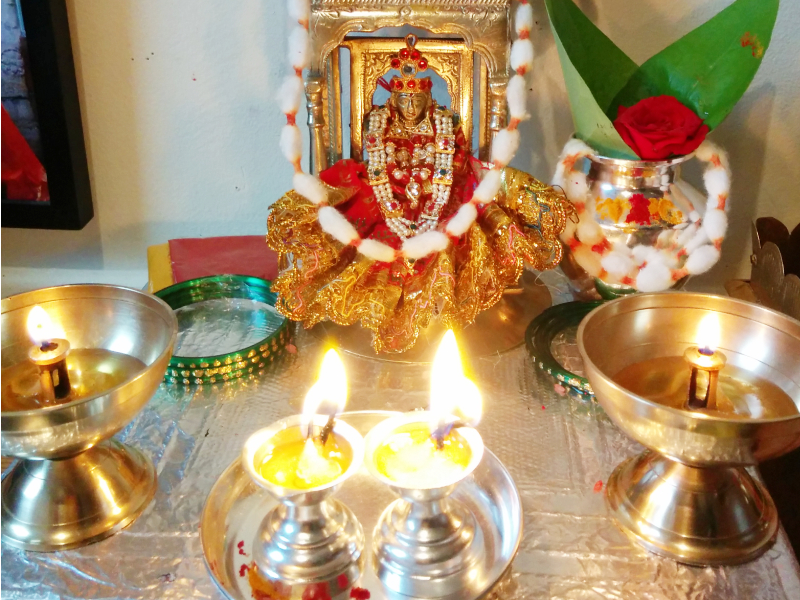 Read the celebration of chaitra navratra and chaitrangan | Chaitra Navratra 2021 : चैत्रात गौरी माहेरी येते आणि अक्षय्यतृतीयेला सासरी परत जाते; वाचा हा आनंदसोहळा!