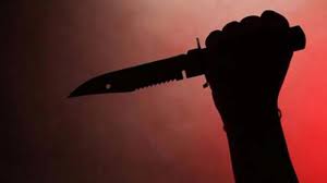 Knife attack on excise officer | उत्पादन शुल्कच्या अधिकाऱ्यावर चाकू हल्ला, दोघांना अटक, एक फरार
