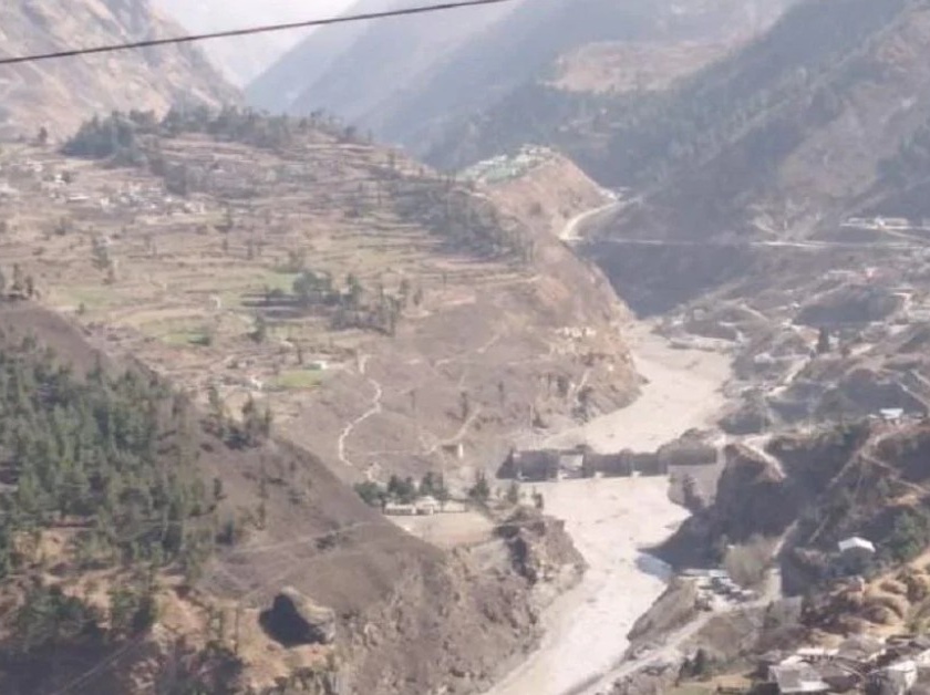 chamoli bridge connecting the border in malari area swept away swept away in glacier breakdown | जोशीमठ दुर्घटनेत सीमाभागाला जोडणारा पूल वाहून गेला; २०० जवान घटनास्थळी रवाना