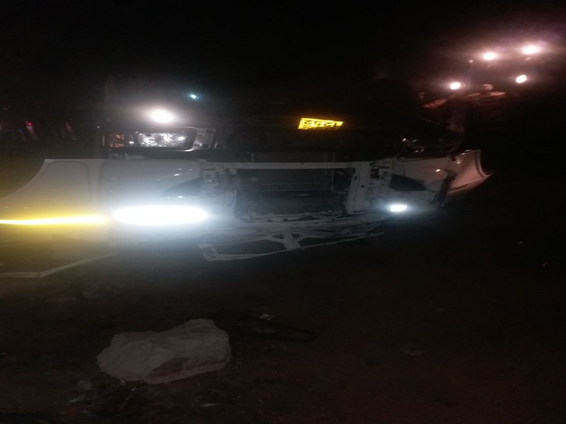 Ahmednagar - Accidents on the Pune highway, along with the woman, both killed | अहमदनगर - पुणे महामार्गावर अपघात, महिलेसह दोघे ठार