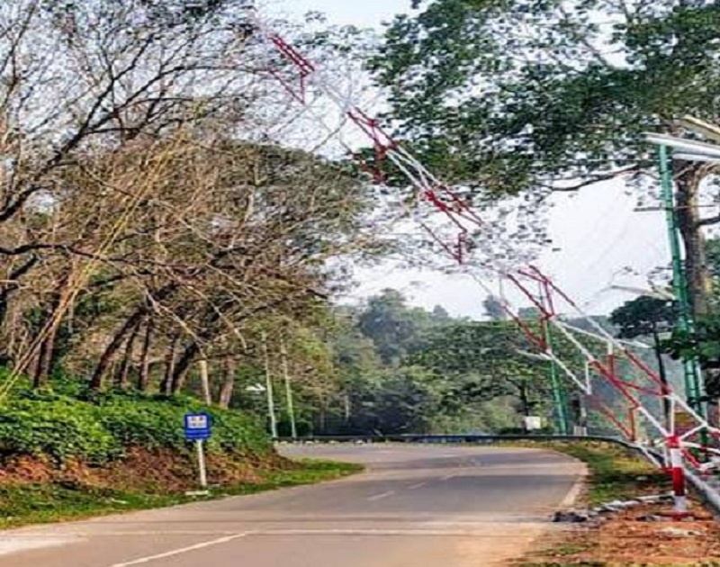 Coronavirus In Aurangabad: Checkpost Just Views; Vehicles come from all over the city without any problem | Coronavirus In Aurangabad : चेकपोस्ट नुसते देखावे; शहरात परजिल्ह्यातून वाहने येतात बिनदिक्कत 