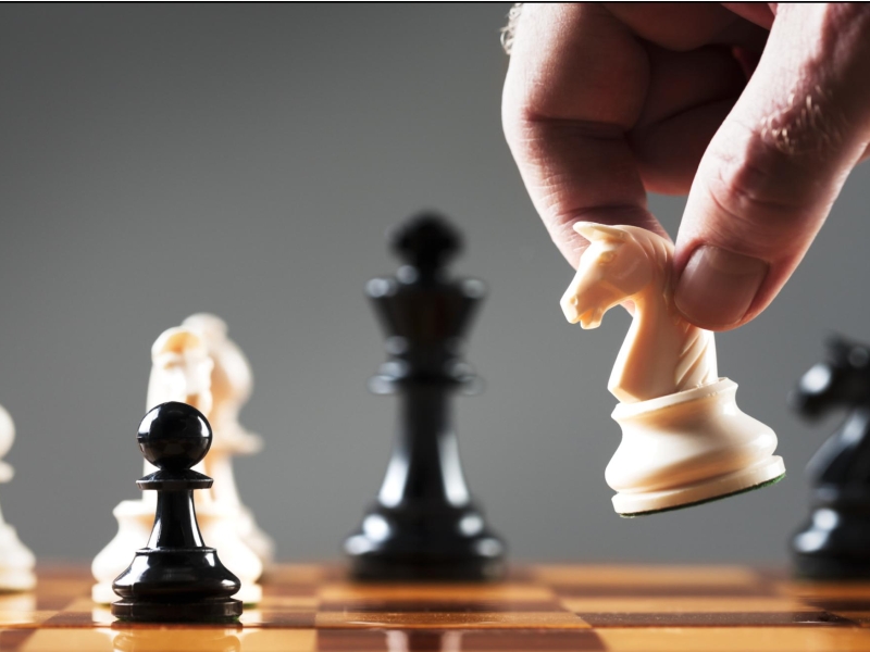 chess: Martin draw with Arjun | महापौर बुध्दिबळ: मार्टिनला अर्जुनने बरोबरीत रोखले
