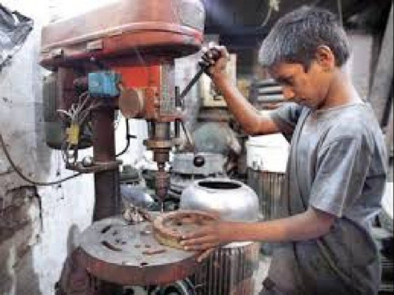 650 child laborers found in the Walasagar metro, received from Central Survey | वाळूज महानगरात ६५० बालकामगार सापडले, केंद्रीय सर्वेक्षणातून  मिळाली माहिती