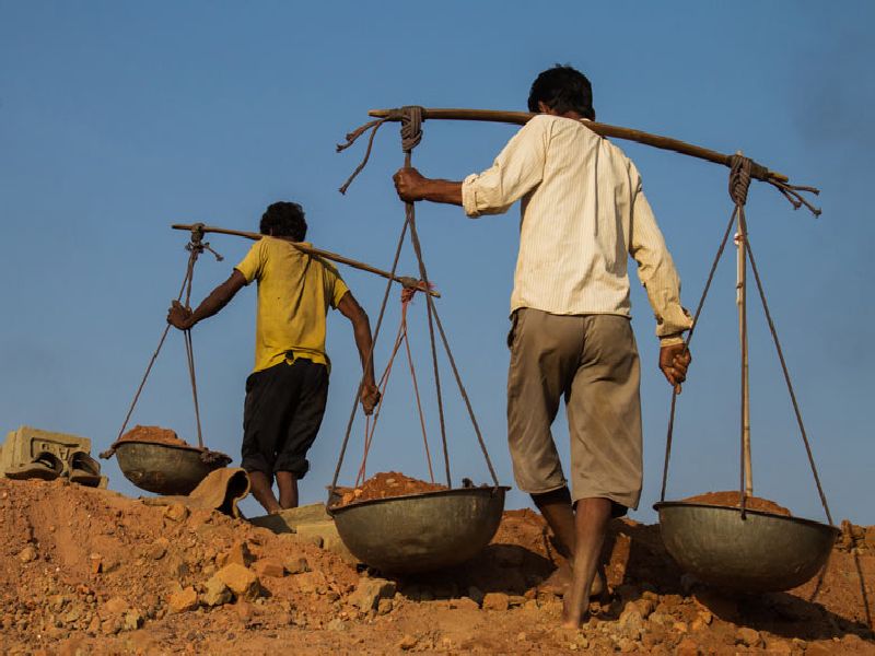 64 percent children do not know about child labor laws | बालमजुरी कायद्याची ६४ टक्के बालकांना नाही माहिती