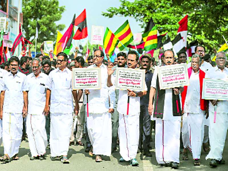 Opposition in Chennai and BJP rally in Kolkata | चेन्नईत विरोधकांची तर कोलकात्यात भाजपची रॅली