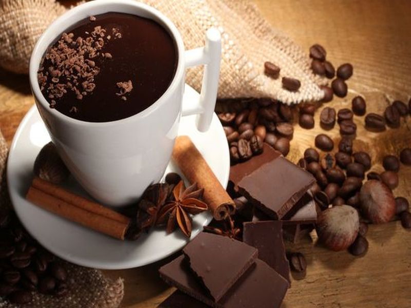 Chocolate, coffee and acidity are deep in relationship, Know how | चॉकलेट, कॉफी आणि अ‍ॅसिडिटीमध्ये आहे खोलवर संबंध, जाणून घ्या कसा?