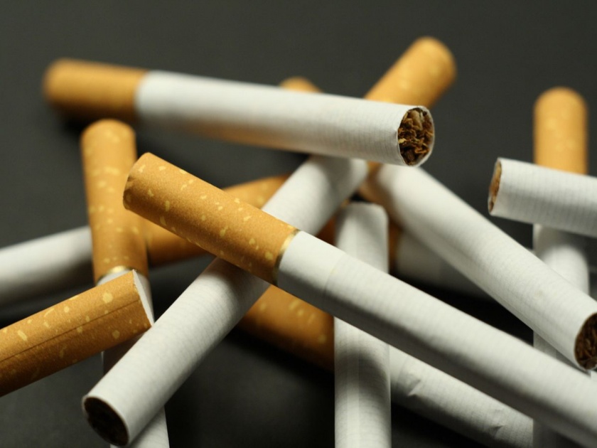 Parbhani: Seizes cigarettes worth Rs | परभणी : पावणेनऊ लाखांच्या सिगारेटी जप्त