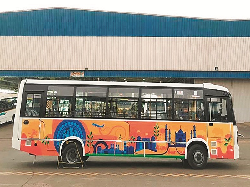 25 smart buses will run from Wednesday on 14 routes in the city | शहरातील १४ मार्गांवर बुधवारपासून २५ स्मार्ट बस धावणार