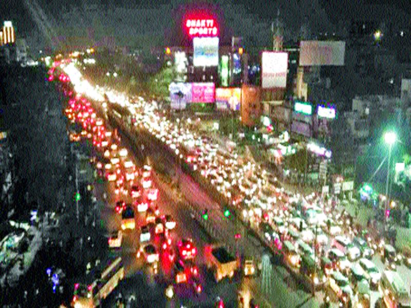 Pune-city road: Facilities should be provided to avoid accidents | पुणे-नगर रस्ता : अपघात टाळण्याकरिता सोयी-सुविधा हव्यात