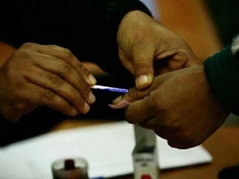 Voting percentage decrease in Dapoli Nagar Panchayat elections | चुरशीच्या ठरलेल्या दापोली नगरपंचायत निवडणुकीत मतदानाचा टक्का घसरला