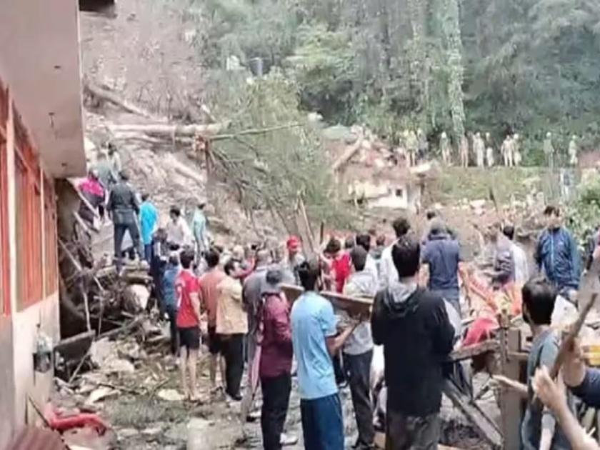 after landslide near temple in shimla himachal pradesh several lost life | शिमल्यात मंदिरावर दरड कोसळली, 25-30 लोक ढिगाऱ्याखाली; आतापर्यंत 9 जणांचा मृत्यू