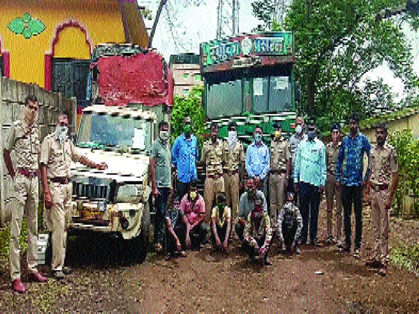 Six arrested for smuggling Khaira; Action of Sudhagad taluka forest department | खैराची तस्करी करणारे सहा अटकेत; सुधागड तालुका वनविभागाची कारवाई