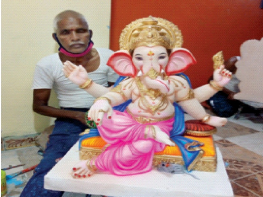 The challenge of creating eco-friendly Ganesh idols; Center bans making POP idols | इकोफ्रेंडली गणेशमूर्ती निर्मितीचे आव्हान; पीओपी मूर्ती साकारण्यास केंद्राची बंदी