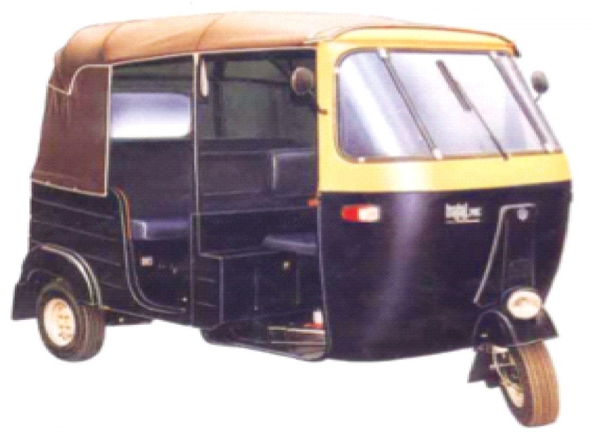 Women Assistant Commissioners unload rickshaw pullers; Abuse of employees | महिला सहायक आयुक्तांनी रिक्षाचालकांचा उतरवला माज; कर्मचाऱ्यांशी गैरवर्तन