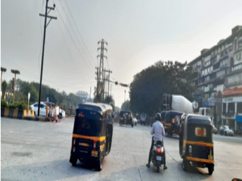 Disruption of signal system in Navi Mumbai city; Breakdown of timing equipment | नवी मुंबई शहरातील सिग्नल यंत्रणेचा उडाला बोजवारा; टायमिंगच्या उपकरणात बिघाड
