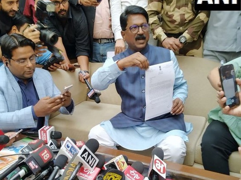 Maharashtra Election 2019: Shiv Sena finally left from NDA; Union Minister Arvind Sawant resigns to Narendra Modi | शिवसेना अखेर एनडीएतून बाहेर; केंद्रीय मंत्री अरविंद सावंत यांचा नरेंद्र मोदींकडे राजीनामा 