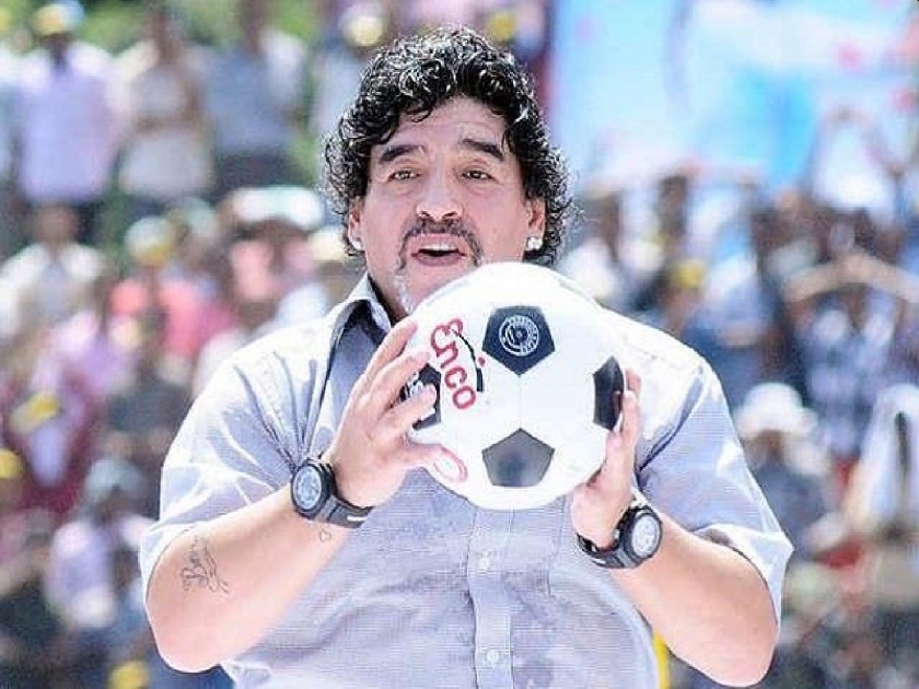 Great footballer Argentina soccer superstar Diego Maradona dies of heart attack | महान फुटबॉलपटू डिएगो मॅराडोना यांचं निधन; वयाच्या ६० व्या वर्षी घेतला अखेरचा श्वास