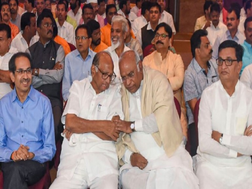 Maharashtra cabinet reshuffle soon K. C Padvi and Aslam Shaikh in Danger Zone | Cabinet Reshuffle: महाराष्ट्र मंत्रिमंडळात लवकरच फेरबदल, काँग्रेसच्या ‘या’ २ मंत्र्यांना डच्चू?; दिल्लीत मोठ्या हालचाली