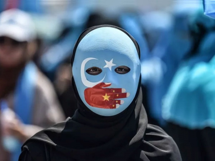 In China, Uighur Muslims are banned from fasting in ramadan, the police keep a watchful eye on people | चीनमध्ये उइगर मुस्लिमांना रोजा ठेवण्यास बंदी, लोकांवर असते पोलिसांची करडी नजर