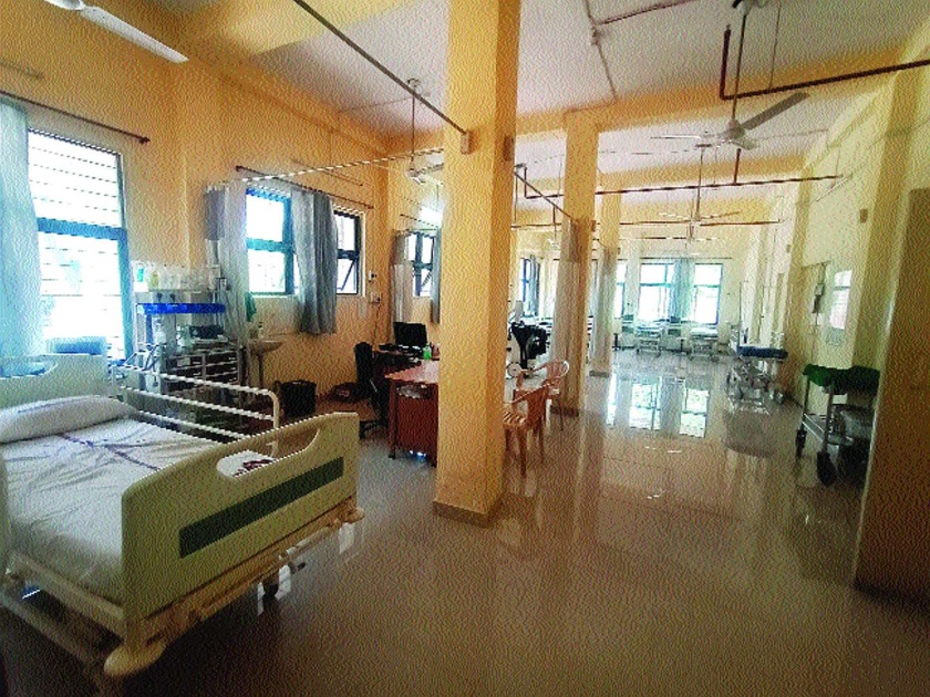 Coronavirus : Five Foreign Citizens in Karjat in the Supervisory Room, No Corona Tahsil Office | Coronavirus : कर्जतमध्ये पाच परदेशी नागरिक निगराणी कक्षात, कोरोना नसल्याचा तहसील कार्यालयाचा निर्वाळा