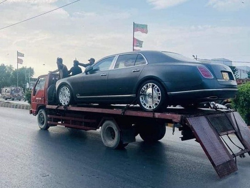 Luxury car stolen from London traced in Pakistan, with the help of tracing tracker | लंडनमधून चोरलेली आलिशान कार पाकमध्ये, ट्रेसिंग ट्रॅकरच्या मदतीने कार शाेधून काढली
