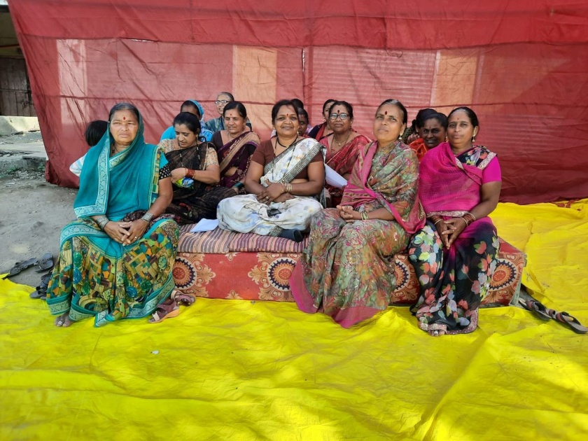 Women's hunger strike for water from 'Nilwande'; Protest at Ranjangaon Deshmukh in Kopargaon taluka | 'निळवंडे' च्या पाण्यासाठी महिलांचे उपोषण; कोपरगाव तालुक्यातील रांजणगाव देशमुख येथे आंदोलन
