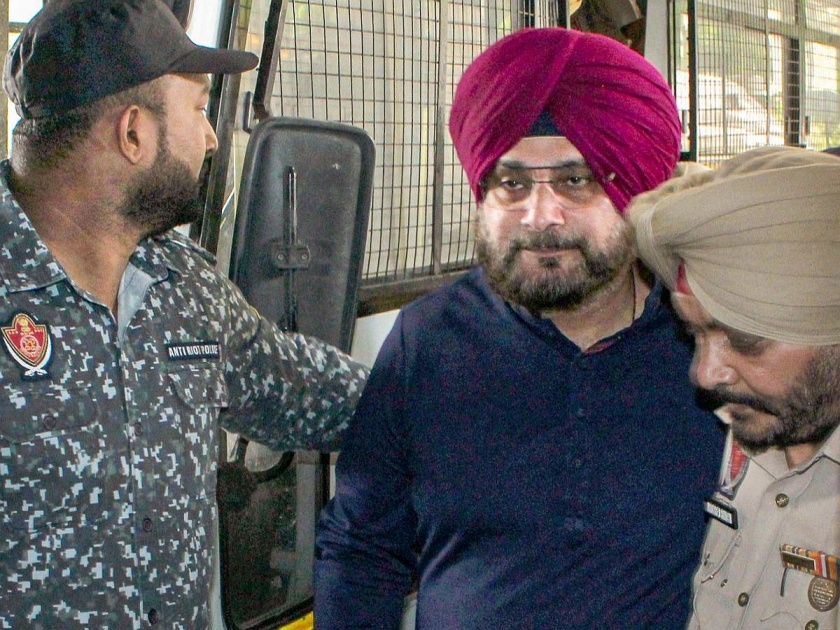 Sidhu will not get the food that ordinary prisoners get in the patiala jail, they will get special diet after the doctors recommendation | कारागृहात सामान्य कैद्यांना मिळणारं भोजन करणार नाहीत सिद्धू, मिळणार स्पेशल डायट
