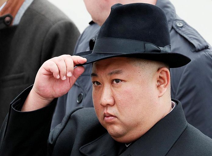 North Korean dictator Kim Jong Un disappeared again | उत्तर कोरियाचे हुकूमशहा किम जोंग पुन्हा गायब, अफवांना उधान