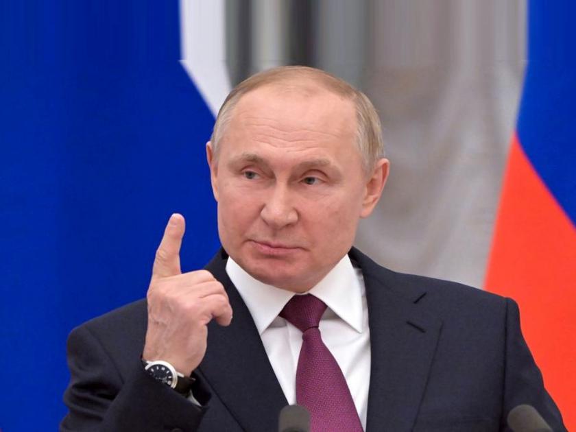 Brics Russian president Vladimir Putin said talks on to open indian stores in russia | कठीण काळात भारतानं दिली रशियाची साथ; आता पुतीन यांनी दिली मोठी ऑफर