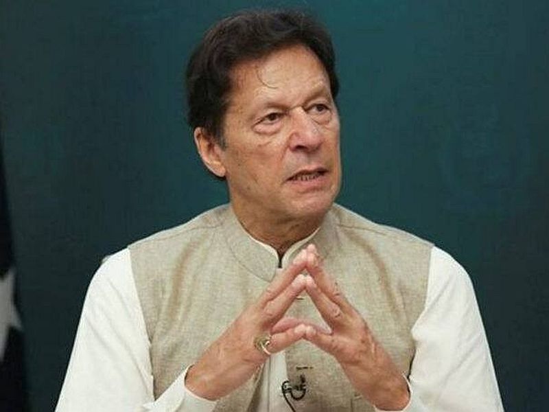 Pakistan PM Imran khan said America used islamabad like a hired gun during their 20 year presence in Afghanistan | US नं फक्त 'भाड्याच्या बंदुकी'सारखा वापर केला; अमेरिकेच्या 'त्या' वक्तव्यावर इम्रान खान म्हणाले...