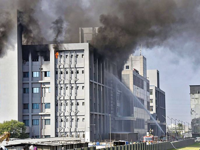 Serum Institute fire, five dead; suspicion of fire due to welding | सीरम इन्स्टिट्यूटला आग, पाच जणांचा होरपळून मृत्यू; 'या' कारणामुळे आग लागल्याचा संशय